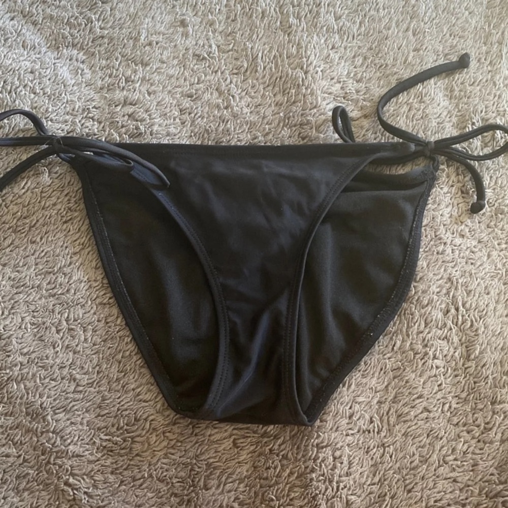 Black Bikini Bottoms